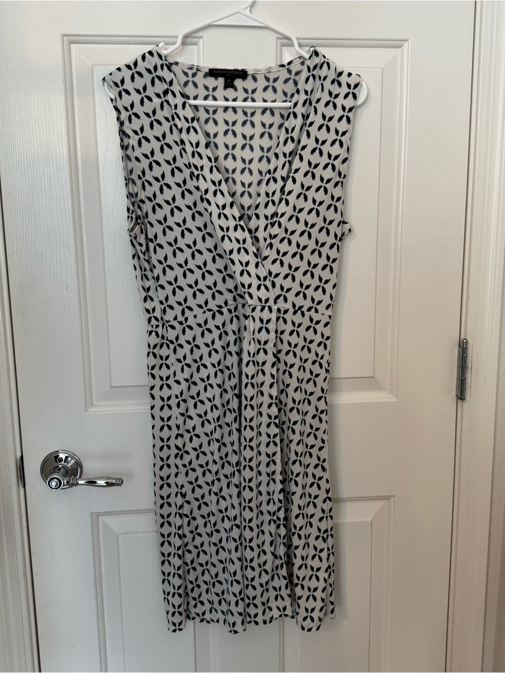 Sleeveless Navy & White Geometric Wrap-Style Midi Dress